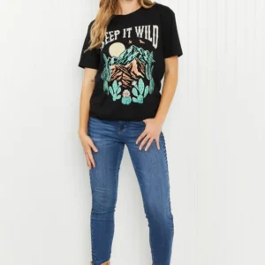 Women in keep it wild graphic tee